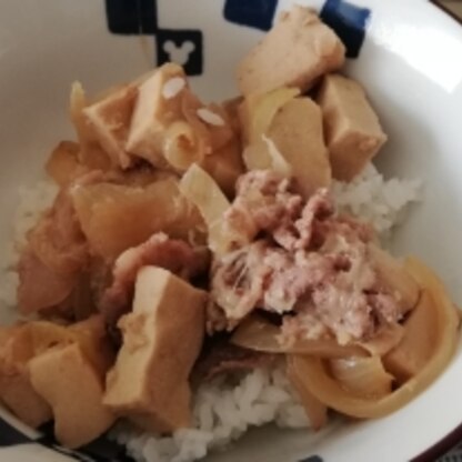 高野豆腐に牛肉のうまみがしみ込んでおいしかったです。
ごちそうさまでした！
